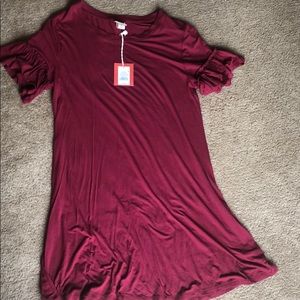 Maroon shift dress